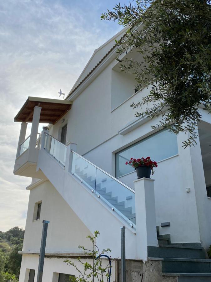 Villa Marianna'S House à Kouramaditika Extérieur photo