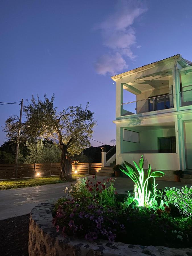 Villa Marianna'S House à Kouramaditika Extérieur photo